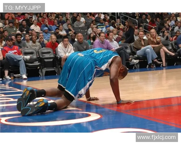 克里斯保罗的篮球生涯回顾与未来展望:传奇控卫的荣耀与挑战 克里斯保罗的篮球生涯回顾与未来展望:传奇控卫的荣耀与挑战