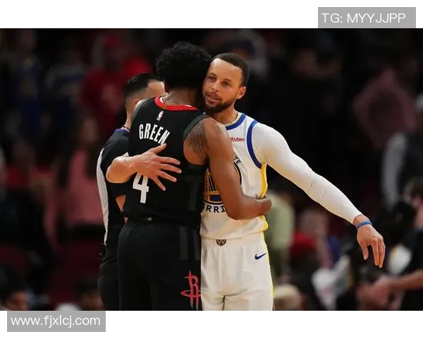 勇士与火箭激战11月16日精彩对决回顾与分析