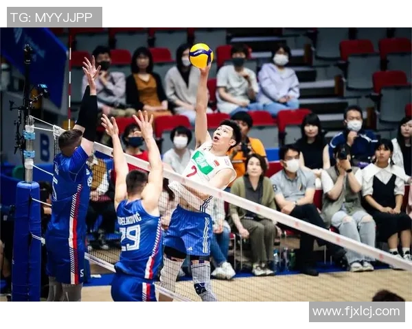 男篮蓝队迎战塞尔维亚强强对决引发球迷热议与期待