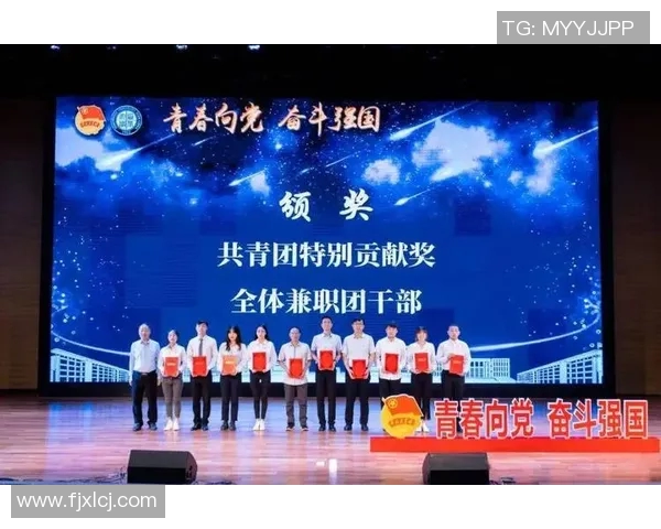 前进之鹰与唉青年之间的奋斗与成长之路探讨